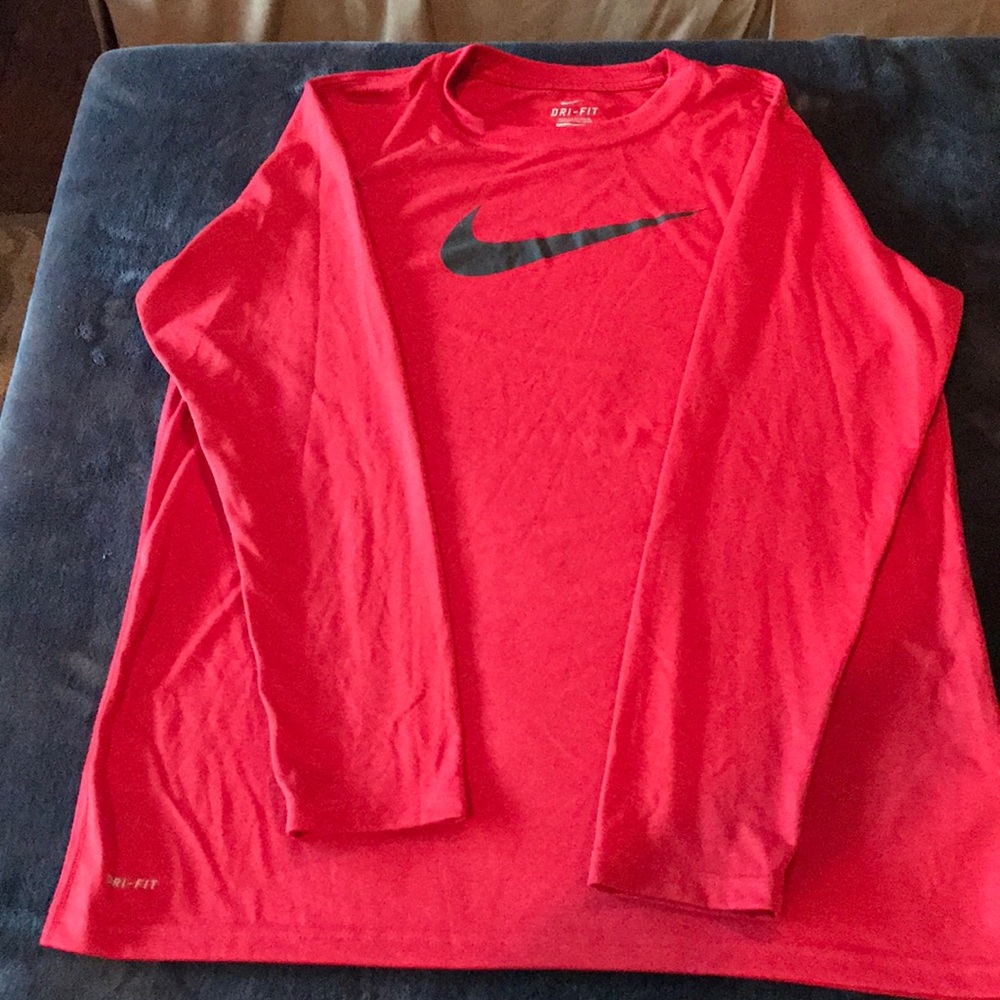 Nike (Big Boys) XL DRI-FIT Long Sleeve